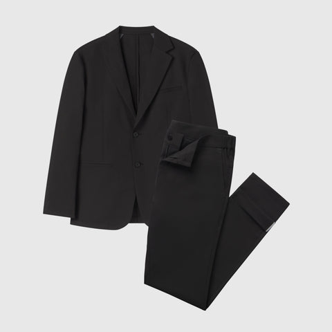 The Everyday Executive Kit featuring Jetsetter Blazer and Jetsetter Tech Pant.