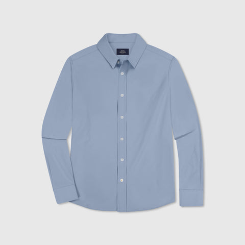Detail of the Everywear Shirt Standard Length in Chambray Blue construction and weave.