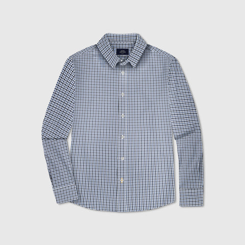 Detail of the Everywear Shirt Standard Length in Micro Check pattern and weave.