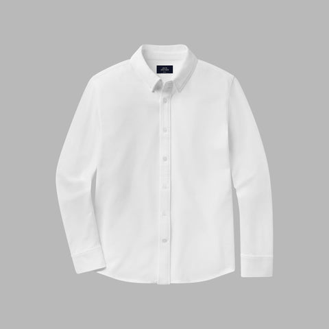 Detail of the Everywear Shirt Standard Length in True White showing dobby weave and buttons.