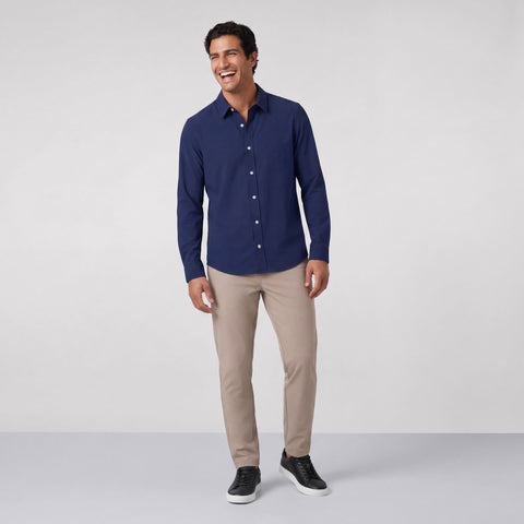 A secondary view of the Everywear Shirt Shorter Length in Navy on a model.